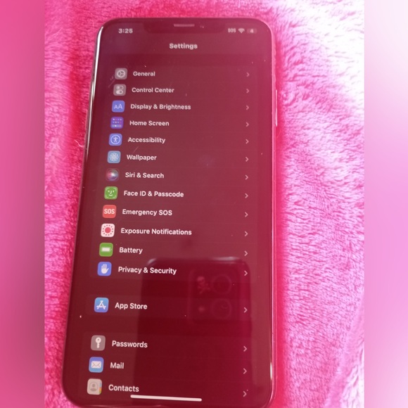 Rose Gold Apple iPhone XS Max 64gb - Picture 10 of 12